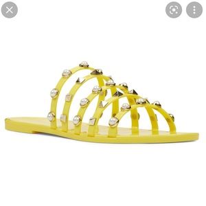 NINE WEST - WOMEN’S YELLOW CARIANA JELLY SANDALS